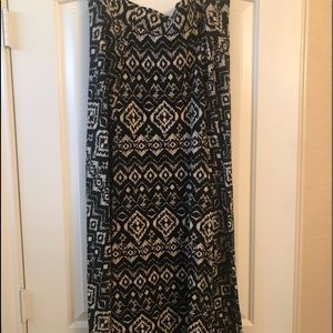 Maurices tribal print skirt in Euc